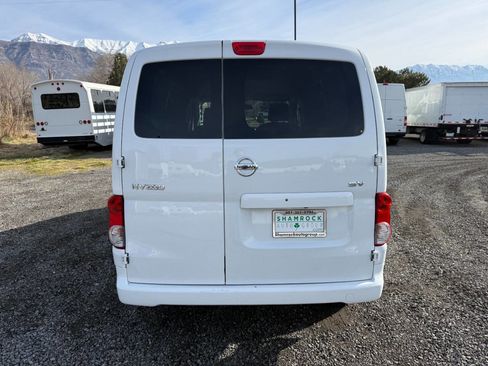 Used 2018 Nissan NV200 SV w/ Back Door Glass Package image 4