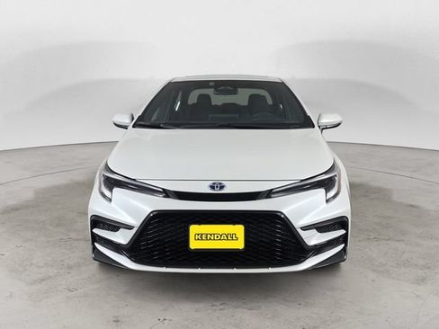 Used 2024 Toyota Corolla SE w/ SE Package AWD/4WD image 2