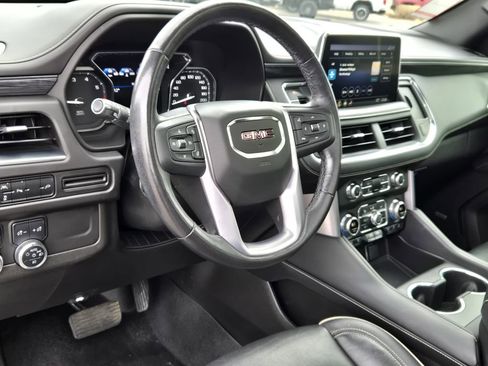 Used 2021 GMC Yukon SLT w/ SLT Luxury Package image 22