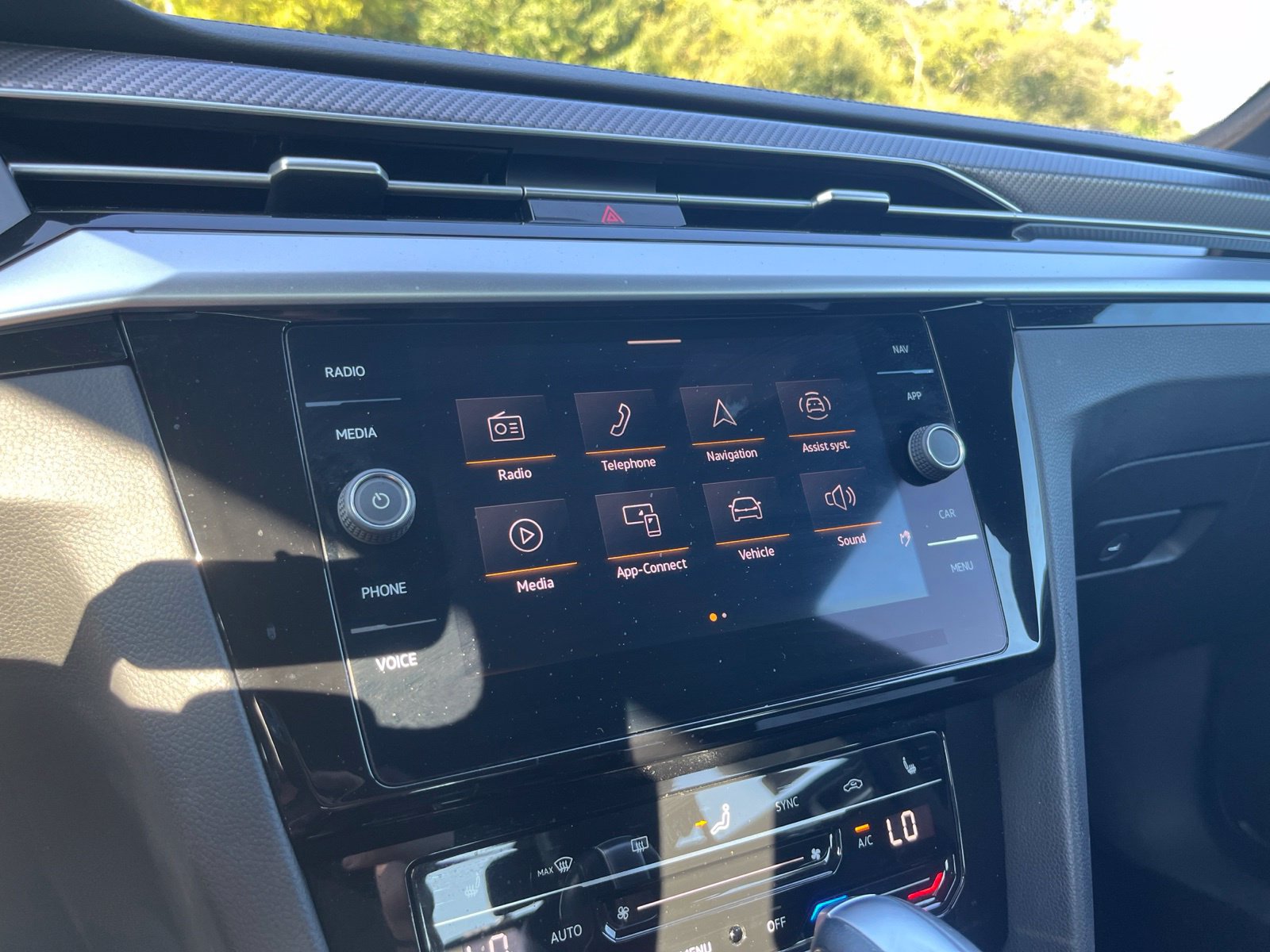 Used 2023 Volkswagen Arteon SEL Premium AWD/4WD image 25