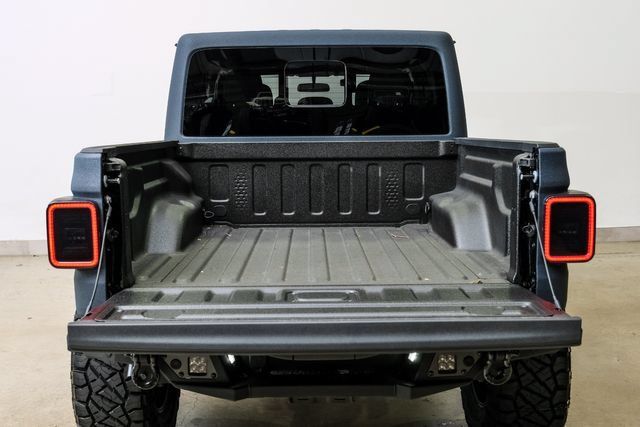 Used 2025 Jeep Gladiator Sport AWD/4WD image 43