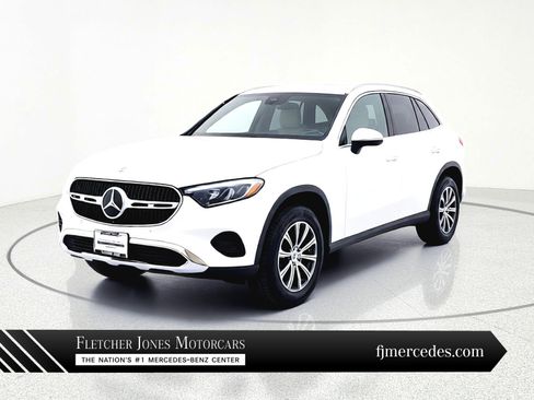 Certified 2025 Mercedes-Benz GLC 300 image 1