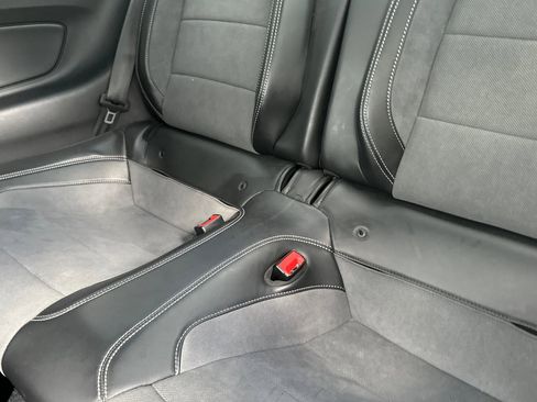 Used 2019 Ford Mustang Shelby GT350 w/ Technology Package image 14