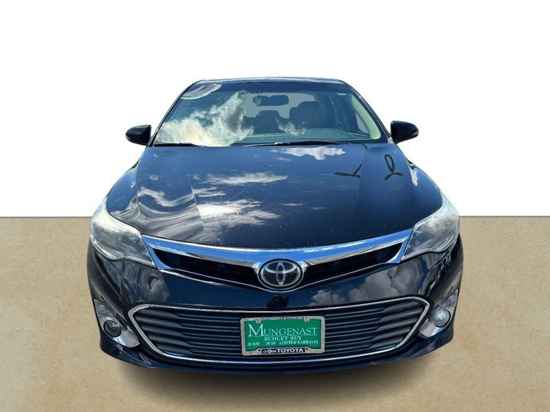 Used 2014 Toyota Avalon Limited w/ Technology Package FWD image 9