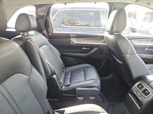 Used 2024 MAZDA CX-90 3.3 Turbo w/ Premium Package image 10