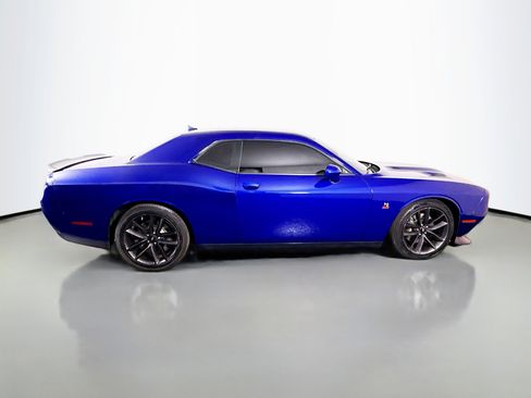 Used 2019 Dodge Challenger R/T Scat Pack image 11