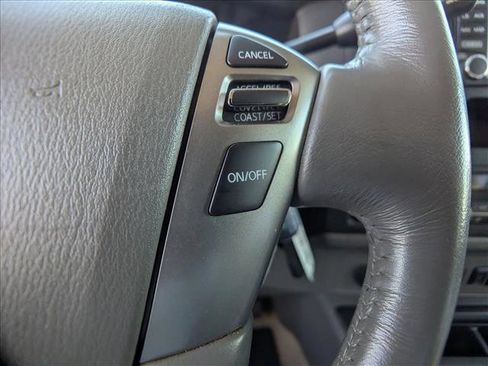 Used 2019 Nissan NV 3500 SL image 25