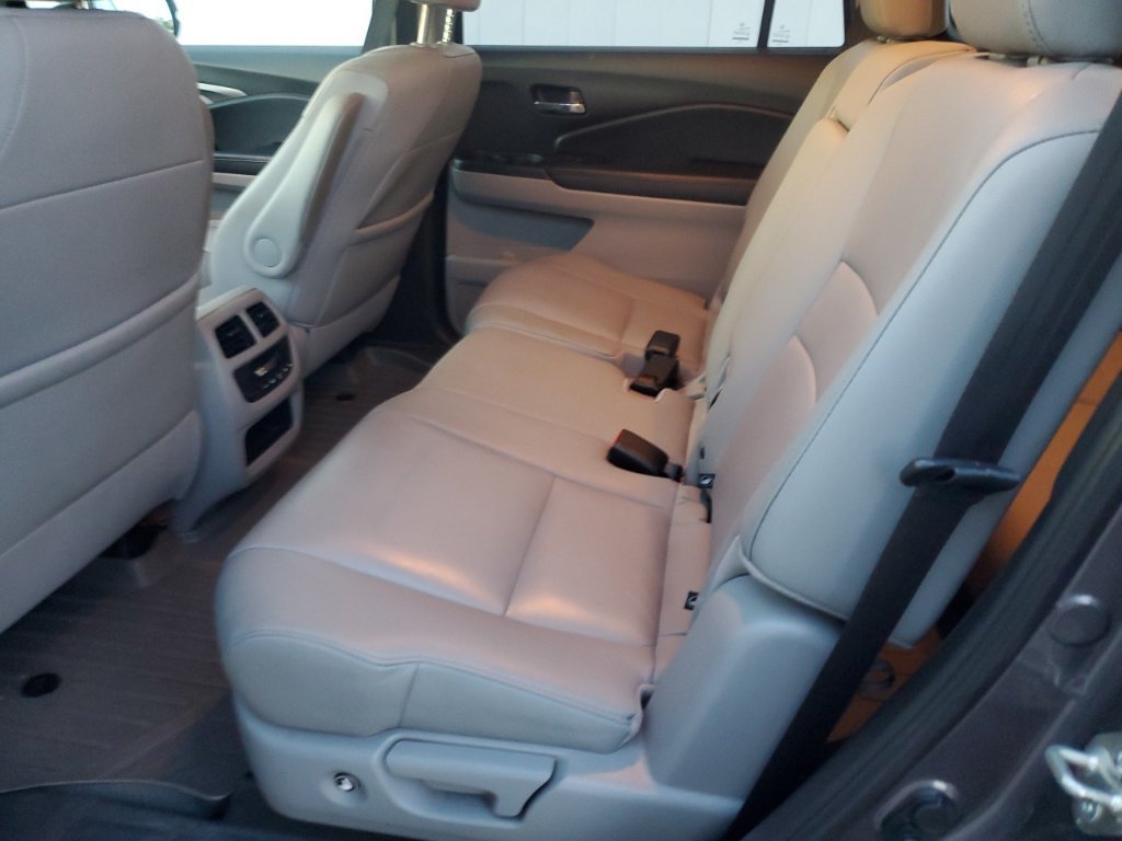 Used 2018 Honda Pilot EX-L image 12