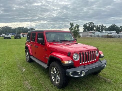 Used 2019 Jeep Wrangler Unlimited Sahara AWD/4WD image 16