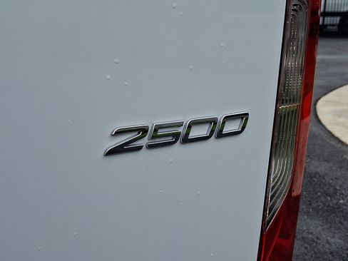 Used 2024 Mercedes-Benz Sprinter 2500 image 30