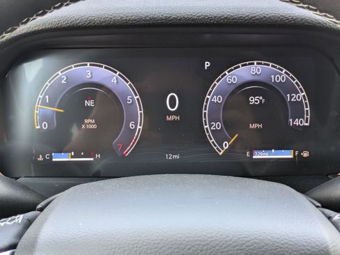 New 2025 Jeep Grand Cherokee Laredo X w/ Trailer Tow Package image 10