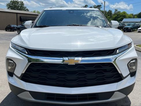 Used 2023 Chevrolet Blazer LT FWD image 2