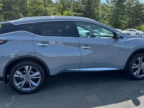 Used 2024 Nissan Murano Platinum w/ Cargo Package AWD/4WD image 3