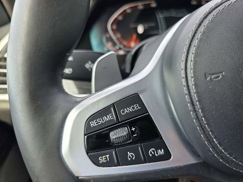 Used 2021 BMW X7 xDrive40i w/ M Sport Package AWD/4WD image 18