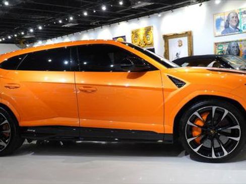 Used 2024 Lamborghini Urus S AWD/4WD image 8