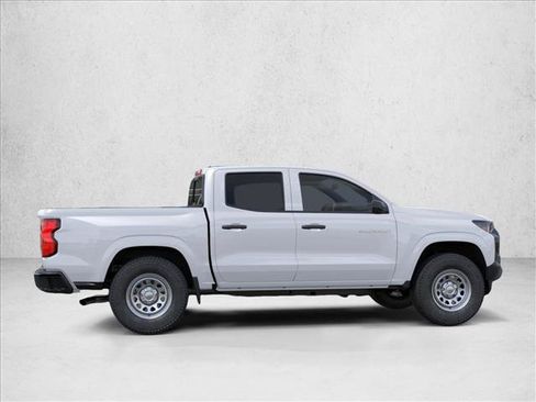 Used 2026 Chevrolet Colorado W/T RWD image 6