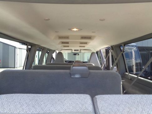 Used 2017 Chevrolet Express 3500 LT w/ LT Preferred Equipment Group RWD image 54