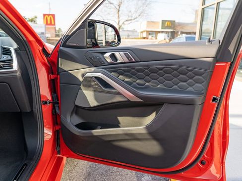 Used 2021 BMW X6 M w/ Competition Package image 21
