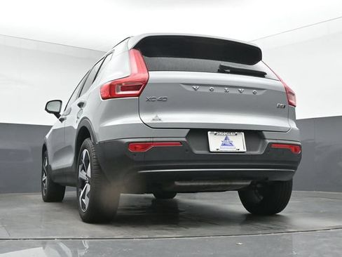 Used 2026 Volvo XC40 B5 Plus AWD/4WD image 15