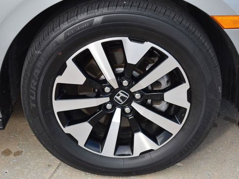 Certified 2025 Honda Odyssey EX-L image 14