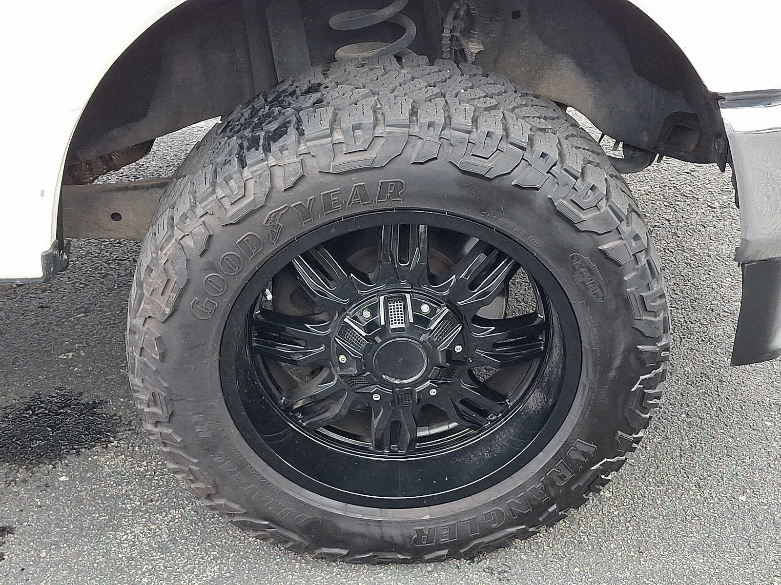 Used 2021 Ford F250 XL w/ Power Equipment Group AWD/4WD image 8