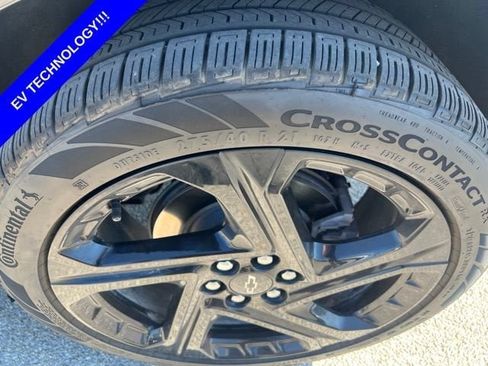 Used 2024 Chevrolet Equinox EV RS FWD image 18