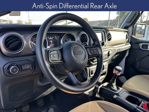 Used 2021 Jeep Wrangler Sport image 11