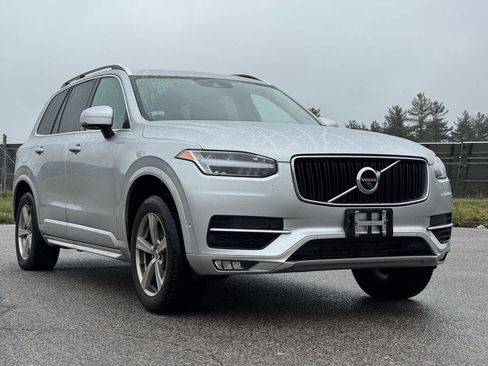 Used 2018 Volvo XC90 T5 Momentum w/ Convenience Package image 7