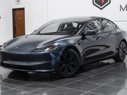 Used 2024 Tesla Model 3 Long Range image 4