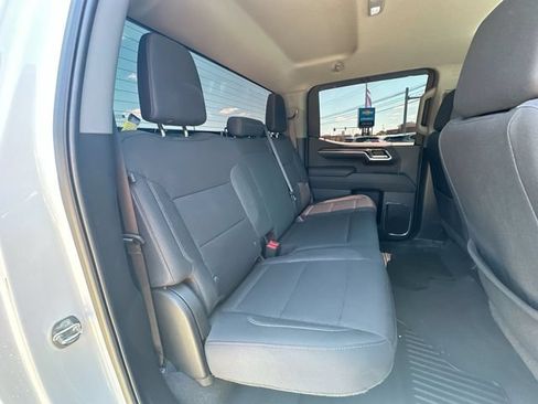 Used 2024 Chevrolet Silverado 1500 LT AWD/4WD image 29
