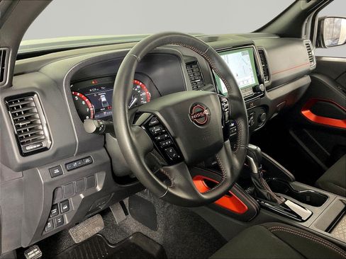 Used 2024 Nissan Frontier PRO-4X w/ Off-Road Protection Package AWD/4WD image 16