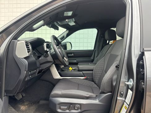 Used 2025 Toyota Tundra SR5 AWD/4WD image 4