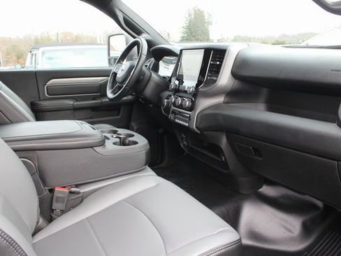New 2023 RAM 2500 Tradesman image 34