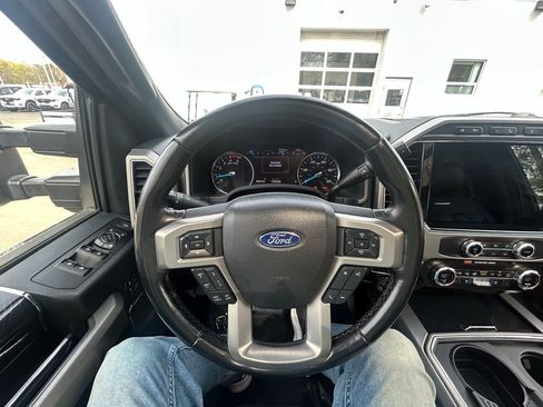 Used 2022 Ford F350 Platinum w/ Tremor Off-Road Package AWD/4WD image 13