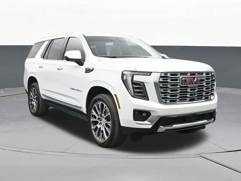Used 2025 GMC Yukon Denali w/ Sun & Power Step Package image 21