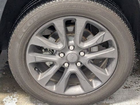 Used 2019 Jeep Grand Cherokee High Altitude image 34