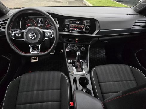 Used 2021 Volkswagen Jetta GLI FWD image 15