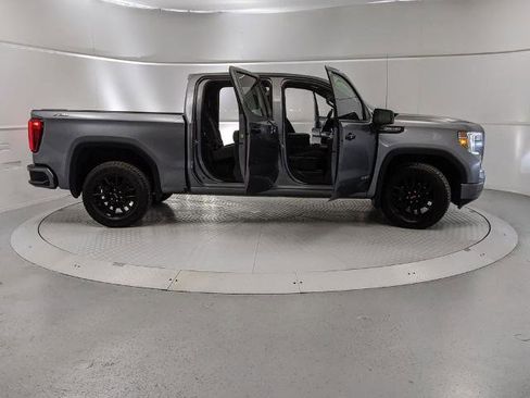 Used 2020 GMC Sierra 1500 Elevation w/ Elevation Value Package image 8