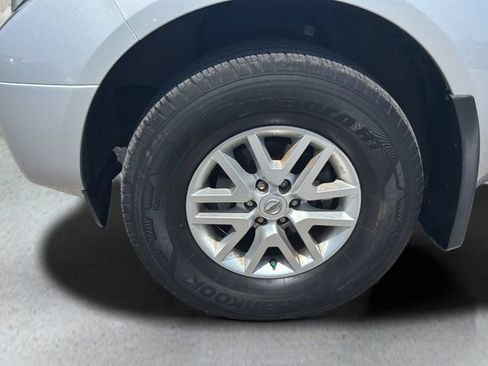 Used 2019 Nissan Frontier SV AWD/4WD image 26