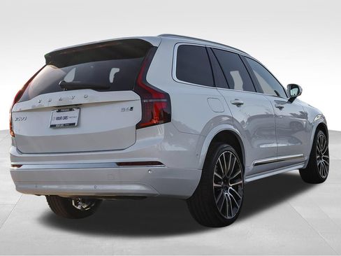 New 2026 Volvo XC90 B6 Plus w/ Protection Package Premier AWD/4WD image 5