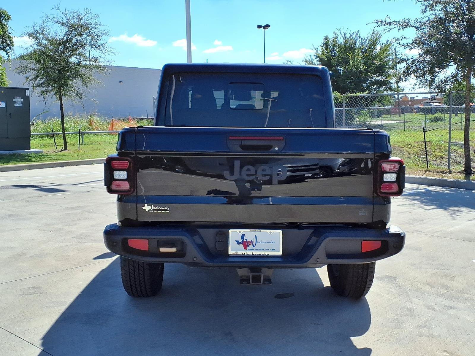 New 2026 Jeep Gladiator Sport AWD/4WD image 7