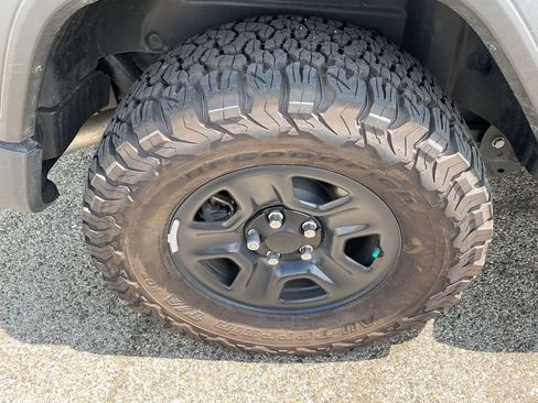 Used 2020 Jeep Wrangler Unlimited Sport AWD/4WD image 14