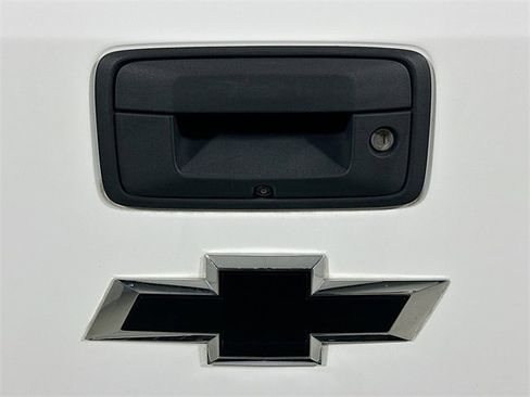 Used 2017 Chevrolet Silverado 1500 LTZ Z71 image 18