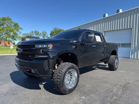 Used 2021 Chevrolet Silverado 1500 Custom Trail Boss w/ Realtree Special Edition AWD/4WD image 3