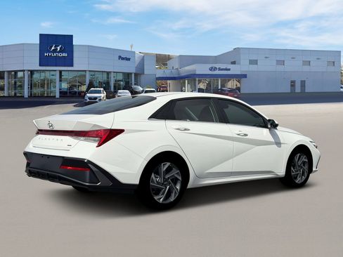 New 2026 Hyundai Elantra Limited FWD image 8