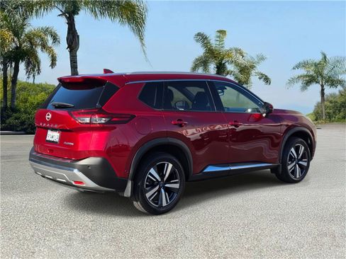 Used 2022 Nissan Rogue Platinum w/ Head-Up Display Package image 4