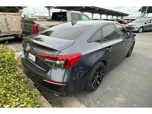 Used 2024 Honda Civic Sport image 5
