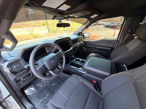 Used 2024 Ford F150 STX image 6
