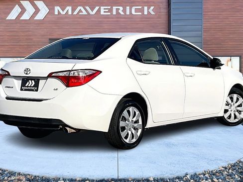 Used 2014 Toyota Corolla LE image 5
