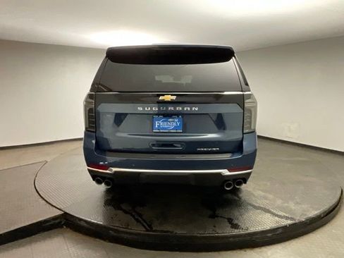 New 2026 Chevrolet Suburban Premier image 6